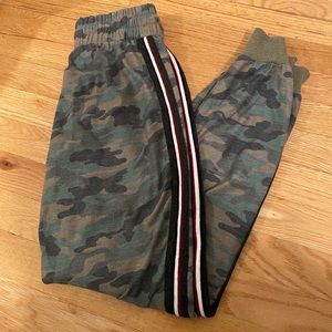Camo joggers w/ red and black stripe